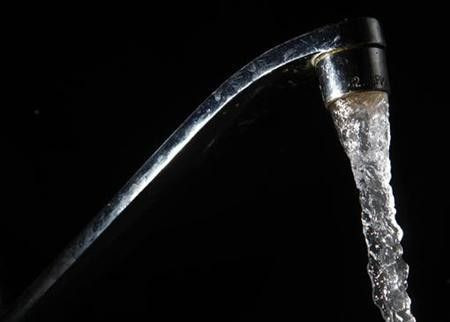The water, for the moment, can only be used in the toilets or for fighting the fire