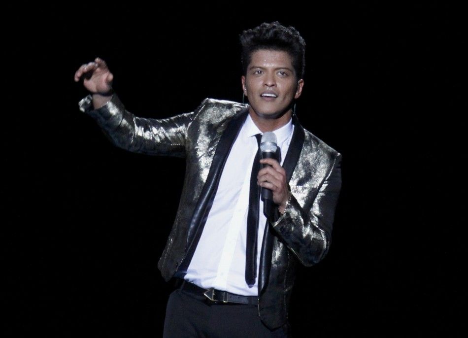 Bruno Mars performs during the halftime show of the NFL Super Bowl XLVIII football game between the Denver Broncos and the Seattle Seahawks in East Rutherford, New Jersey, February 2, 2014.   REUTERSAndrew Kelly UNITED STATES  - Tags SPORT FOOTBALL ENT