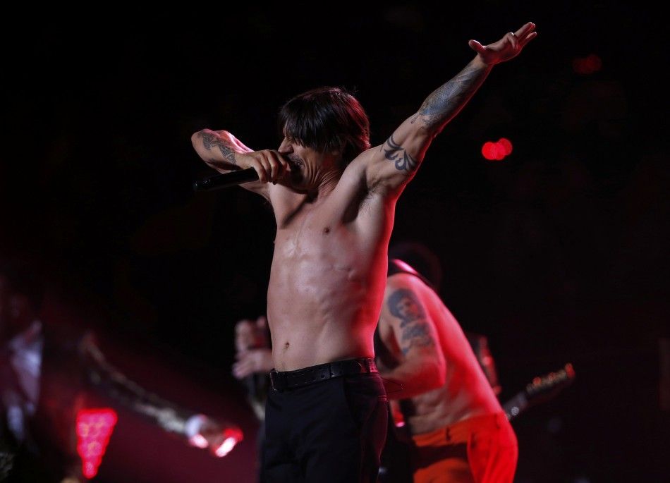 Anthony Kiedis of The Red Hot Chili Peppers performs during the halftime show of the NFL Super Bowl XLVIII football game between the Denver Broncos and the Seattle Seahawks in East Rutherford, New Jersey, February 2, 2014.  REUTERSShannon Stapleton UNIT