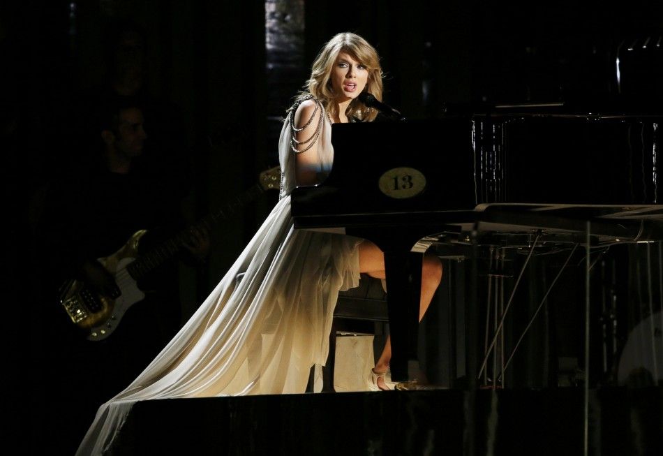 Taylor Swift performs quotAll Too Wellquot at the 56th annual Grammy Awards in Los Angeles