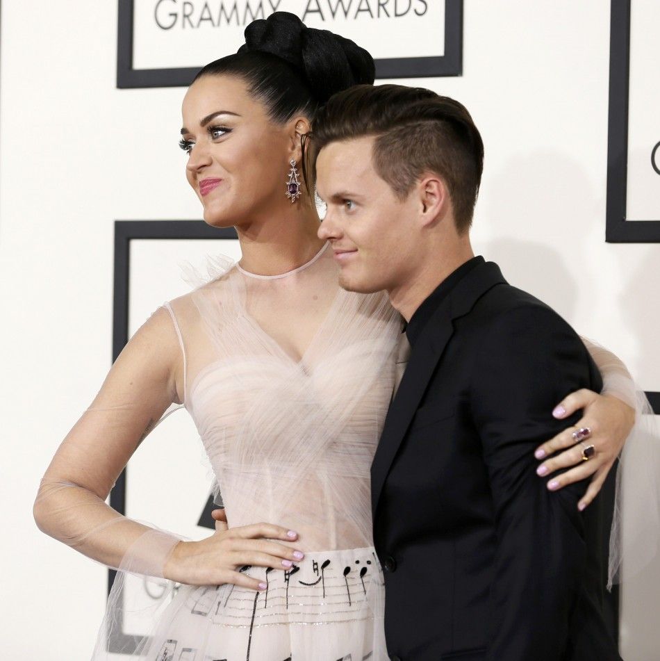 Singer Katy Perry L and her brother David Hudson arrive at the 56th annual Grammy Awards in Los Angeles, California January 26, 2014.     REUTERSDanny Moloshok UNITED STATES TAGS ENTERTAINMENT GRAMMYS-ARRIVALS