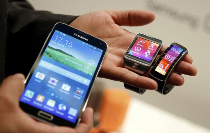 Samsung Smart Wearable Devices Gear 2, Gear 2 Neo, Gear Fit