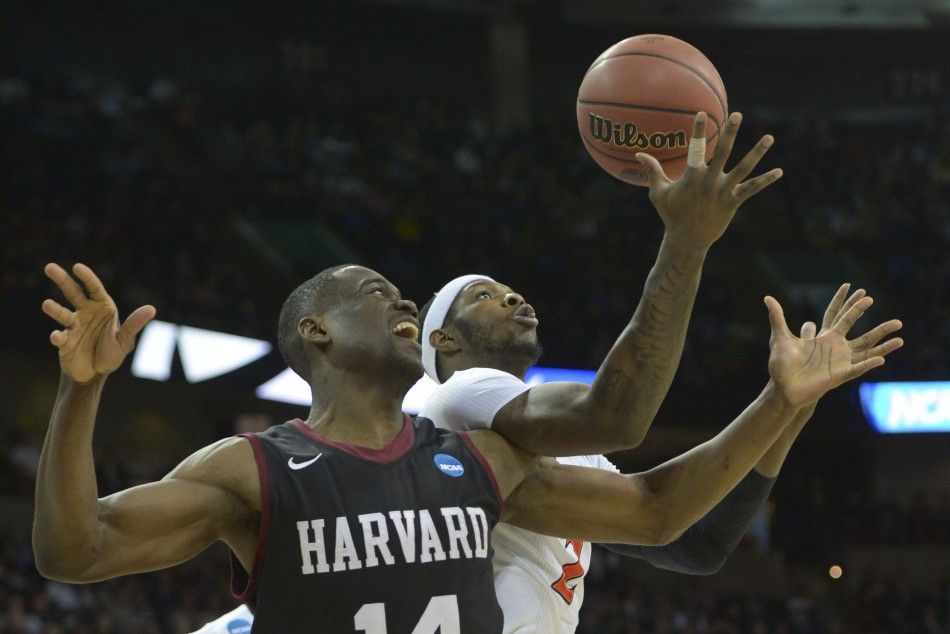 NCAA Basketball NCAA Tournament-2nd Round-Cincinnati vs Harvard