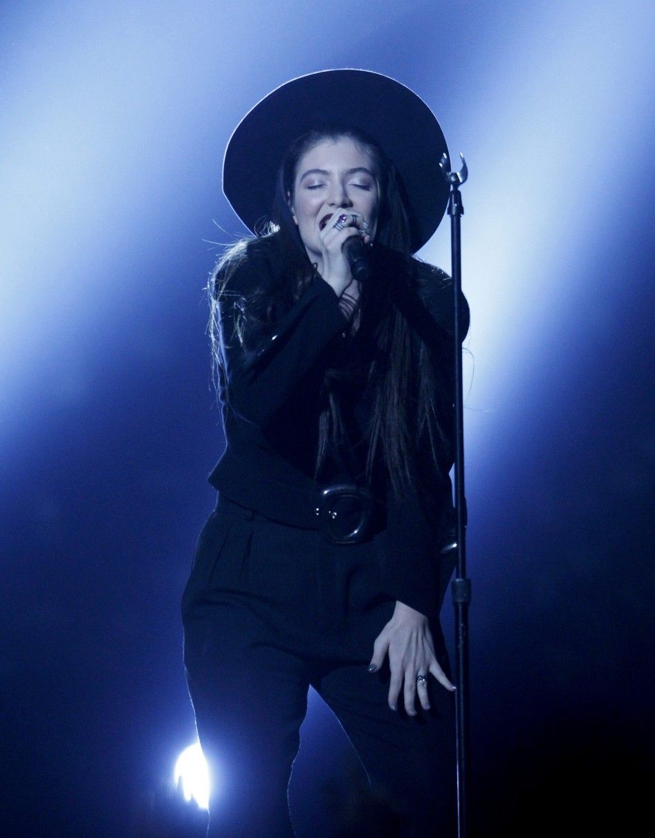 Lorde performs at the 2014 Billboard Music Awards in Las Vegas