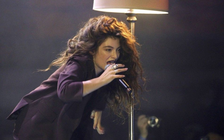 Lorde performs during the MuchMusic Video Awards (MMVA) in Toronto,  June 15, 2014.  REUTERS/Fred Thornhill 