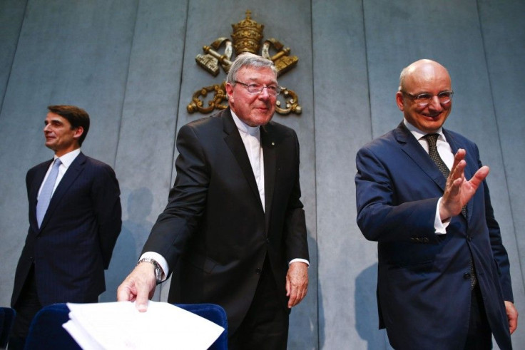 Jean-Baptise de Franssu (L), new president of Vatican Bank IOR, outgoing President Ernst Von Freyberg (R) and Cardinal George Pell leave at the end of a news conference at the Vatican July 9, 2014. The Vatican said on Wednesday it will separate its bank&#
