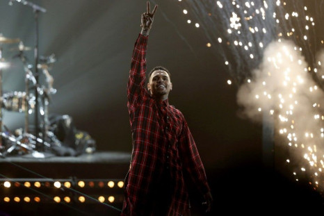 Chris Brown performs &quot;Loyal&quot; during the 2014 BET Awards in Los Angeles, California June 29, 2014.
