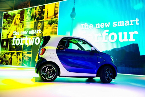German car maker Daimler&#039;s new Smart ForTwo car is on display during its world premier in Berlin