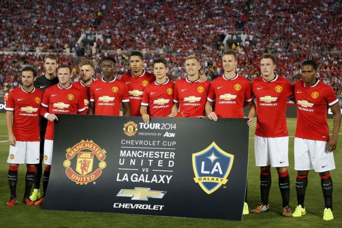 Manchester United Players Pose for a Team Photo