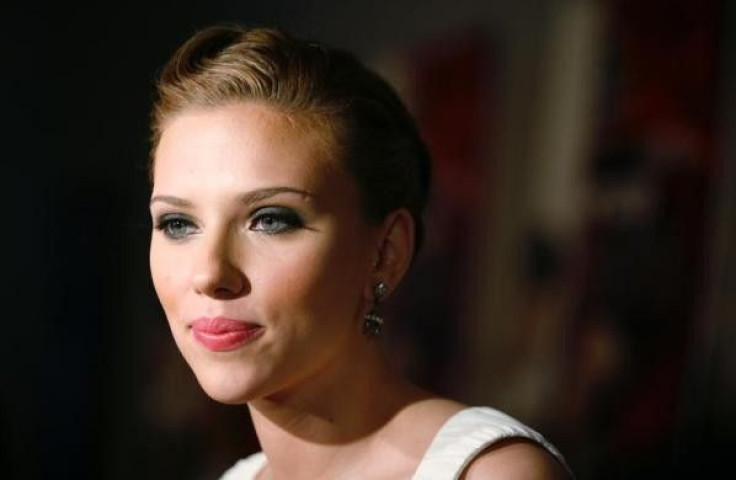 Actress Scarlett Johansson arrives at the Museum of Modern Art in New York City for a special screening of her film &quot;scoop&quot; July 26, 2006.