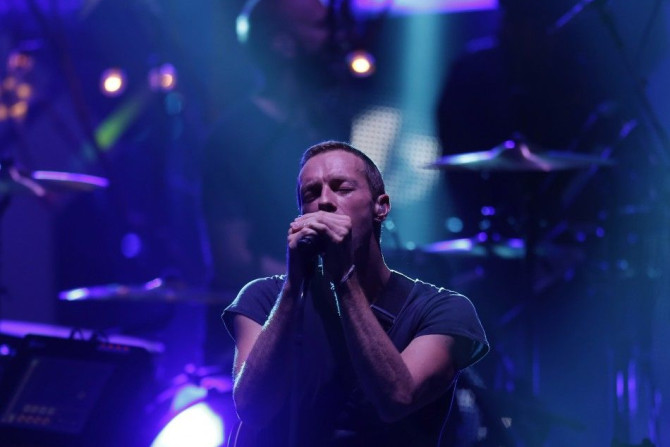 Chris Martin Of Coldplay Performs At The MTV Video Music Awards.