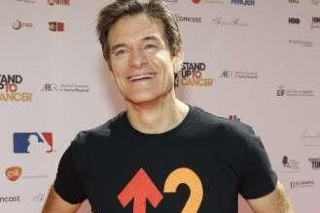 Television show host Dr. Mehmet Cengiz Oz (Dr. Oz) poses at the &quot;Stand Up To Cancer&quot; television event