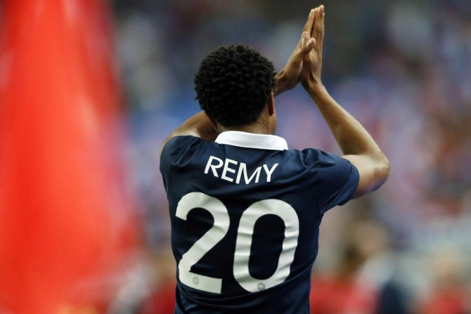 France&#039;s Loic Remy reacts after scoring against Spain during their international friendly soccer match at the Stade de France stadium in Saint-Denis, near Paris September 4, 2014.