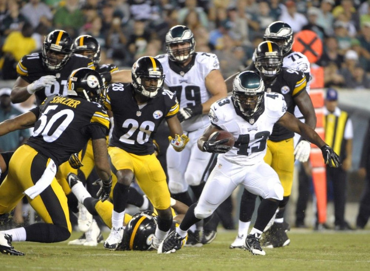 Philadelphia Eagles running back Darren Sproles (43) makes a move against Pittsburgh Steelers