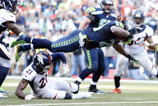 Seattle Seahawks running back Marshawn Lynch rushes for a touchdown