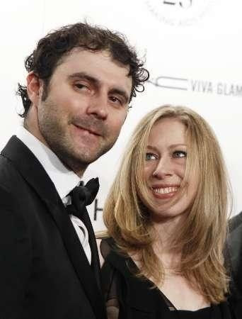 New Parents Chelsea Clinton And Marc Mezvinsky/File photo/ REUTERS/Lucas Jackson