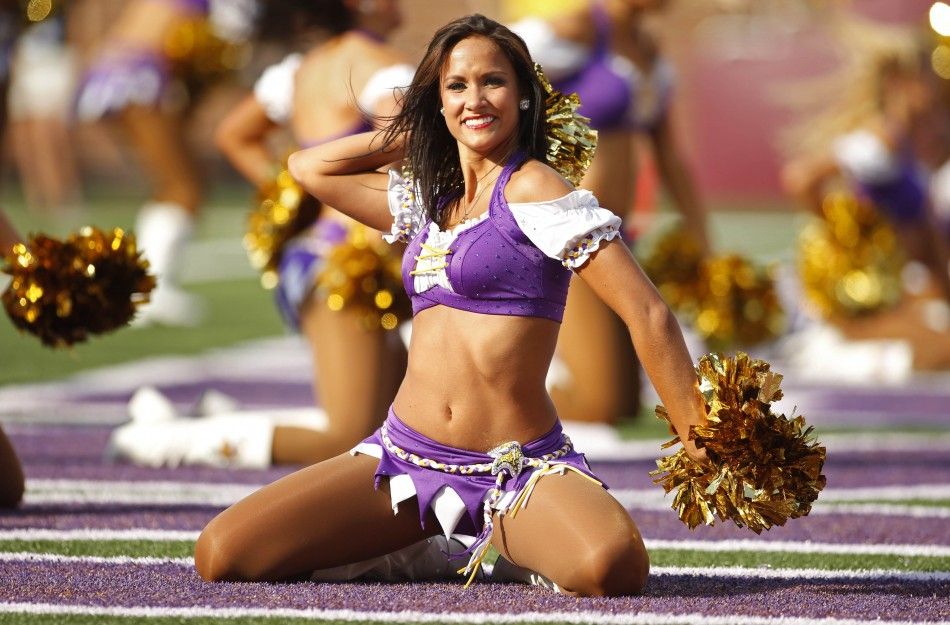  Minnesota Vikings cheerleader Molly performs