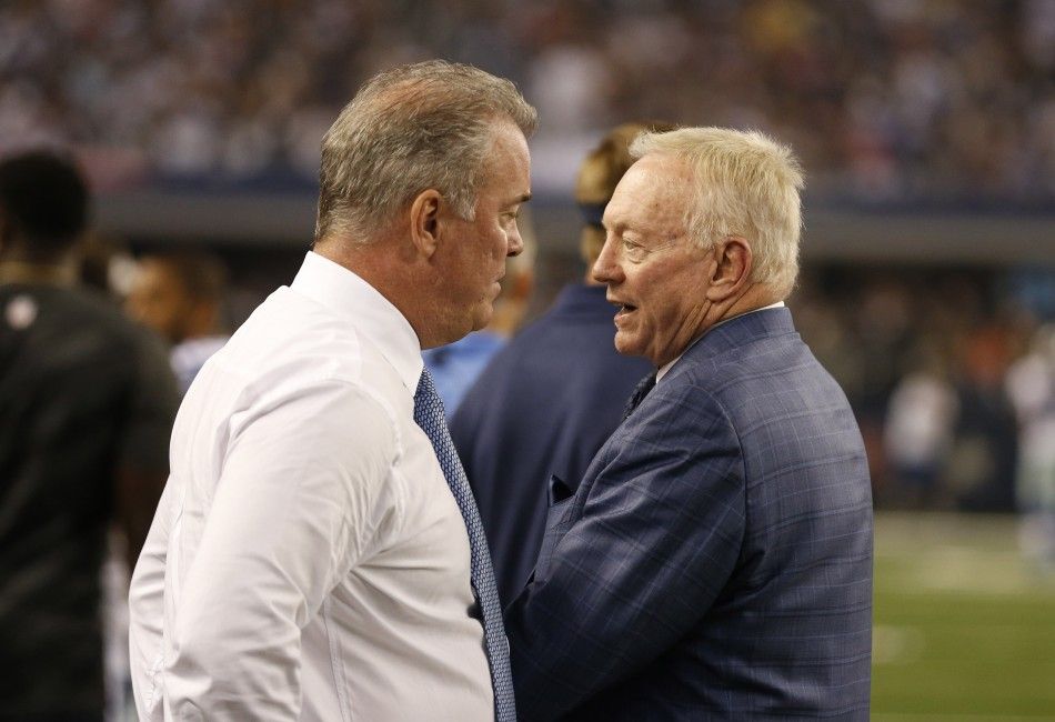 Dallas Cowboys chief operating officer Stephen Jones and owner Jerry Jones