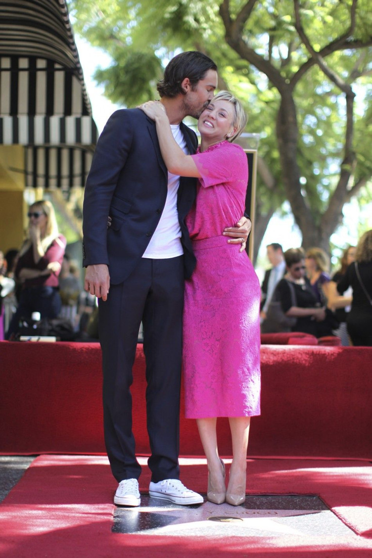 Cuoco And Husband Sweeting During The Former's Hollywood Walk Of Fame Star Dedication