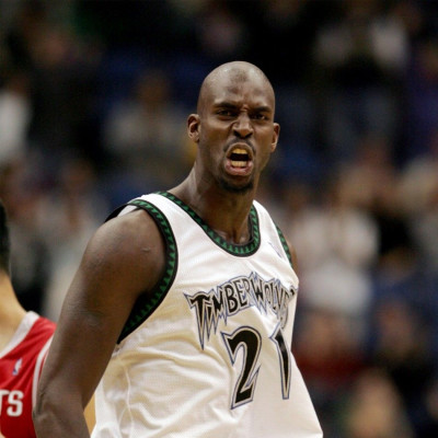 Minnesota Timberwolves forward Kevin Garnett celebrates during the second half of the Timberwolves' NBA game against the Houston Rockets in the Target Center in Minneapolis, December 6, 2006.