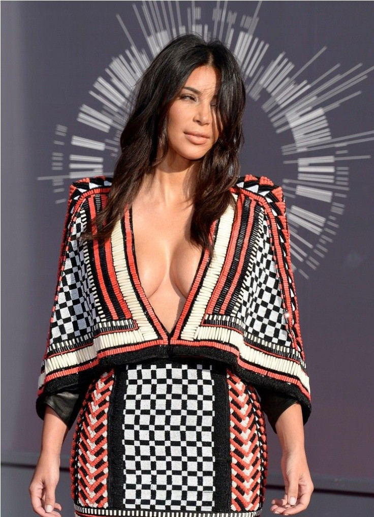 Kim Kardashian arrives at the 2014 MTV Music Video Awards