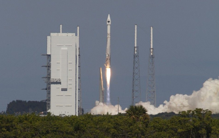An Atlas V rocket by United Launch Alliance launches with a Global Positioning Satellite (GPS) onboard at Cape Canaveral Air Force Station, Florida October 29, 2014. REUTERS/Michael Brown