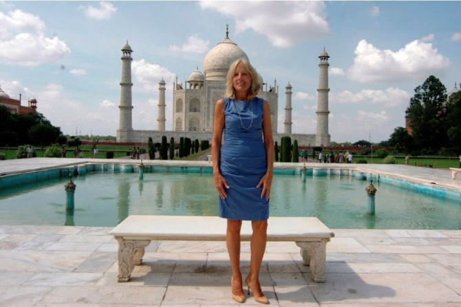 U.S. Vice President Joe Biden&#039;s wife Jill Biden poses in front of the historic Taj Mahal in the northern Indian city of Agra