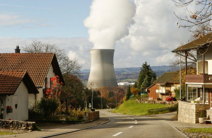 Steam emerges from a cooling tower of the nuclear power plant Leibstadt near the northern Swiss town of Leibstadt November 18, 2014. REUTERS/Arnd Wiegmann