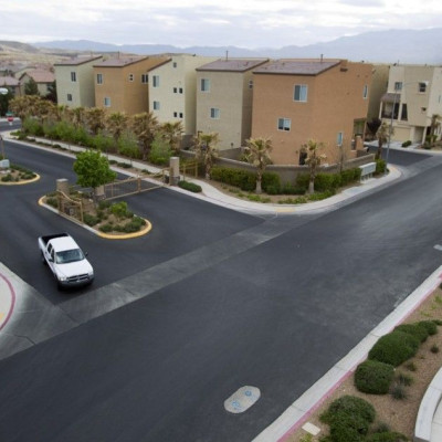 A view of a neighborhood with three story homes in Las Vegas, Nevada April 4, 2013. The buying of foreclosed homes and other distressed homes by three big institutional buyers is reshaping the housing market in Las Vegas.