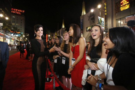 Cast member Jaimie Alexander greets fans at the premiere of &quot;Thor: The Dark World&quot; at El Capitan theatre in Hollywood, California November 4, 2013. The movie opens in the U.S. on November 8.