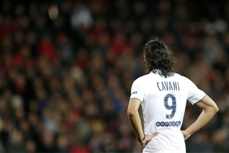 Paris St Germain&#039;s Edinson Cavani reacts during their French Ligue 1 soccer match against Guingamp at the Roudourou stadium in Guingamp, December 14, 2014.