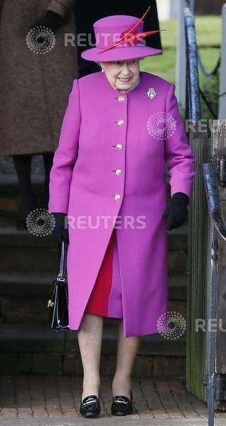 Britains Queen Elizabeth Leaves A Christmas Day Morning Service
