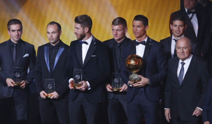 Winners of FIFA Ballon d&#039;Or 2014 soccer awards appear on stage together with FIFA President Sepp Blatter (R) after the ceremony at the Kongresshaus in Zurich January 12, 2015. (L-2nd R) Philipp Lahm, Andres Iniesta, Sergio Ramos, Toni Kroos and Crist