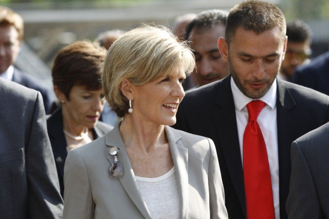 Australia's Foreign Minister Julie Bishop walks with her Iraqi counterpart Ibrahim al-Jaafari (not in picture) in Baghdad October 18, 2014.  Bishop arrived in Baghdad for talks with Iraqi officials on Australia's role in the fight against Islami