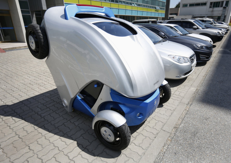 Armadillo-T, a foldable electric vehicle