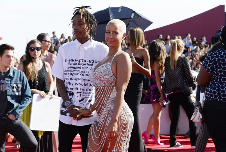 [7:44] Wiz Khalifa and Amber Rose arrive at the 2014 MTV Music Video Awards 