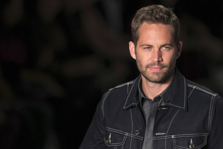 [9:09] U.S. actor Paul Walker presents a creation from Colcci's 2013/2014 summer collection