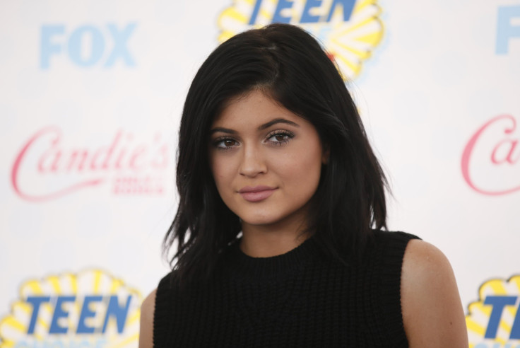 [7:32] Kylie Jenner arrives at the Teen Choice Awards 2014 in Los Angeles