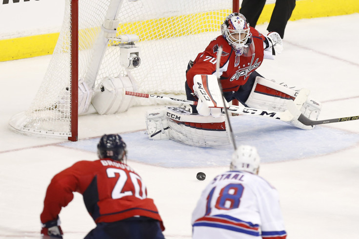 Braden Holtby in action.