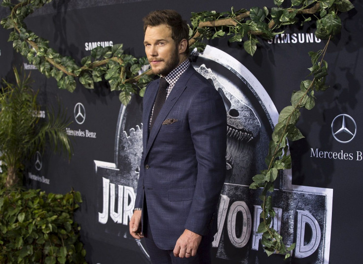 Chris Pratt poses at the premiere of "Jurassic World"