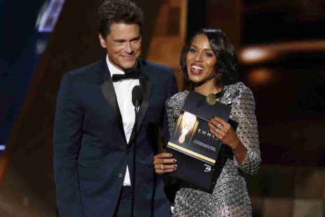 Presenters Rob Lowe and Kerry Washington at the Emmys 2015