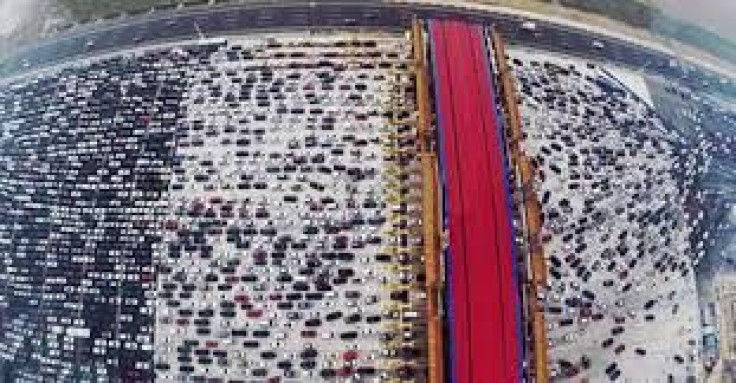 A Full-Packed 50 Lane Highway Greeted People Coming into Beijing
