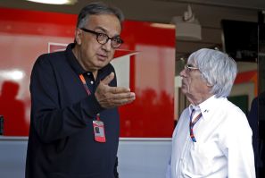 Marchionne talks with Formula One supremo Ecclestone during the Italian F1 Grand Prix 