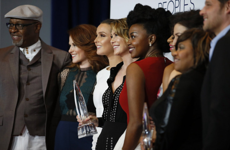 Grey's Anatomy cast at 2016 people's choice Awards