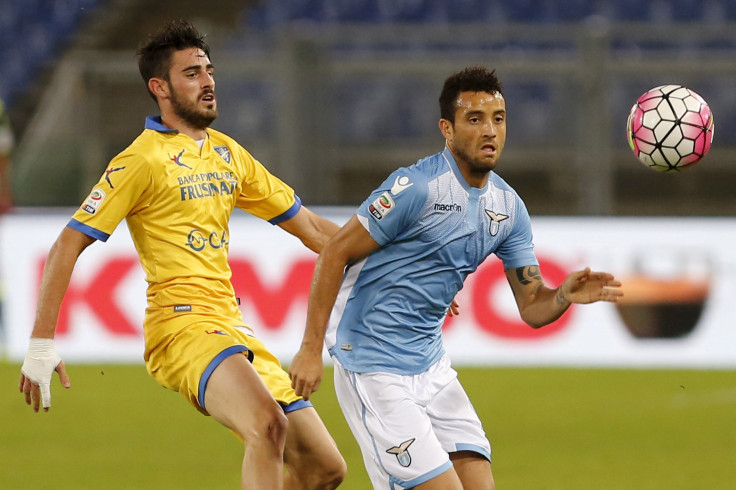 Frosinone's Paganini (L) challenges Lazio's Anderson (R) during their Serie A soccer match in Rome 