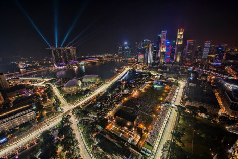 1200px-1_singapore_f1_night_race_2012_city_skyline