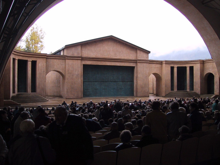 Oberammergau_Passion_Play_stage