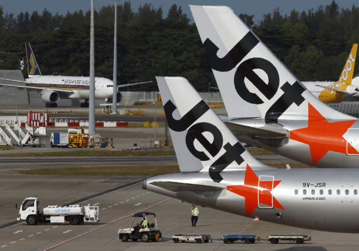 Budget airline Jetstar aircrafts (RTX18H32)