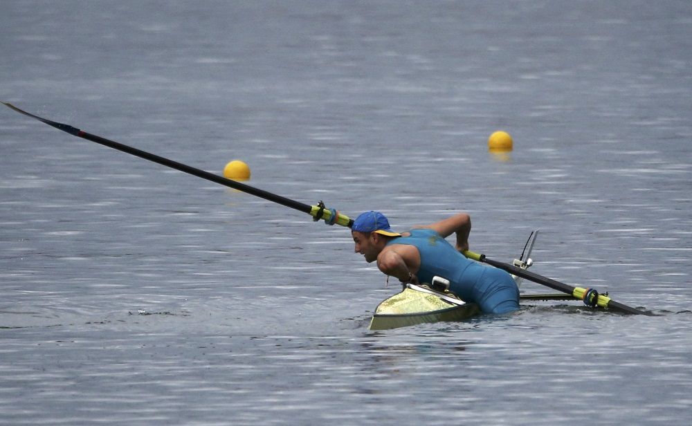 Rio 2016 Olympics accidents: Obstacle in Guanabara Bay causes ...