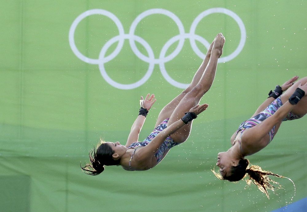 Rio 2016 Olympics Brazilian Diver Quits Team Up After Synchronised Partner Kicks Her Out Of